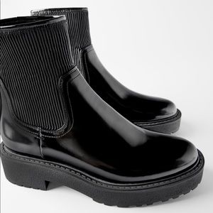 NEVER WORN Zara platform boots (lost tags)